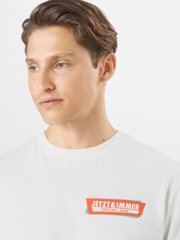 ABOUT EVERYONE Regular fit Shirt 'Jetzt und Immer' in White