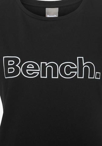 BENCH T-shirt i svart