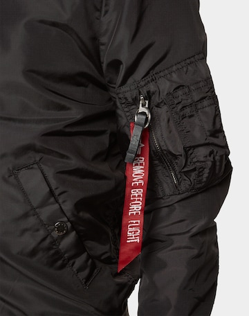 juoda ALPHA INDUSTRIES Demisezoninė striukė 'MA-1 TT'