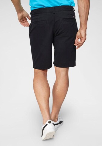 Superdry Regular Chinoshorts 'International' in Blau