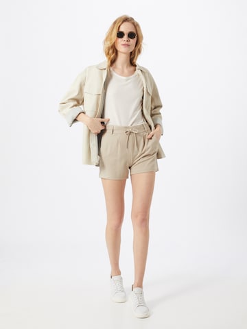 regular Pantaloni con pieghe di ONLY in beige
