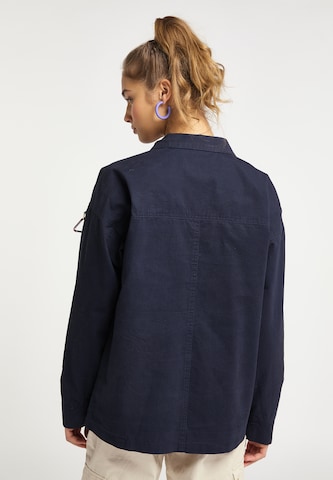 MYMO Between-Season Jacket in Blue