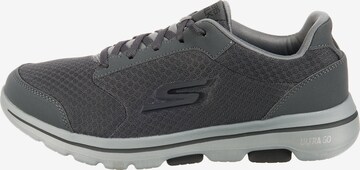 SKECHERS Sneakers laag 'Go Walk 5' in Grijs