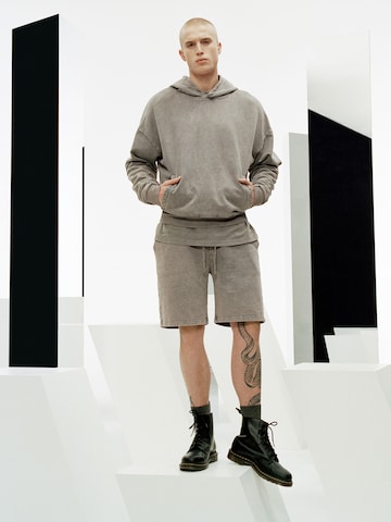 Sporty Grey Look by DAN FOX APPAREL