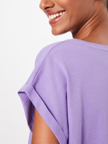 Urban Classics T-Shirt in Lila
