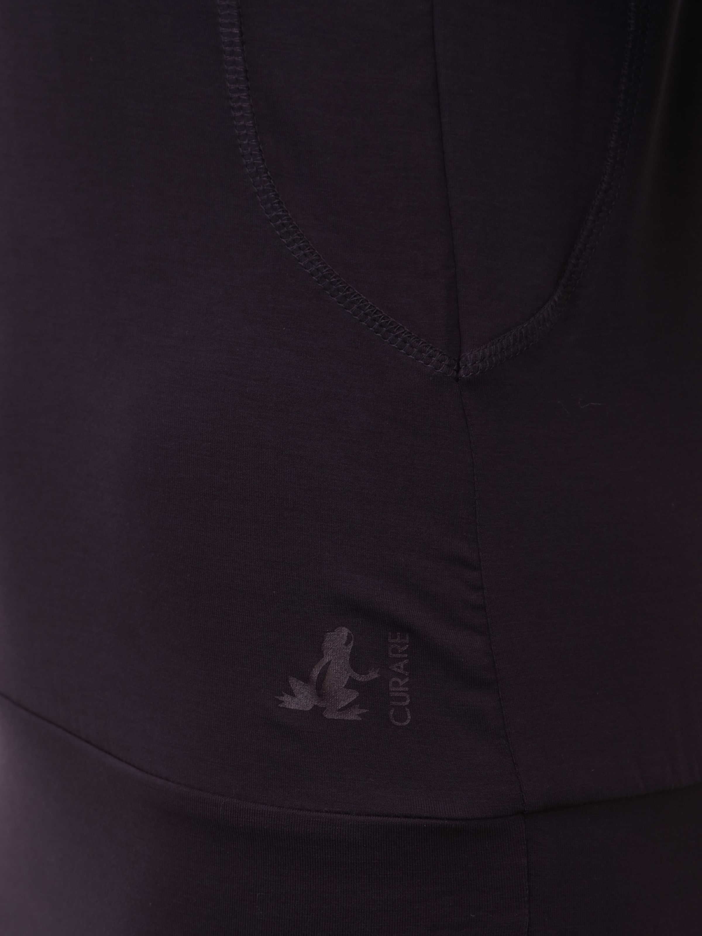 CURARE Yogawear Toiminnallinen paita 'Flow' värissä lila