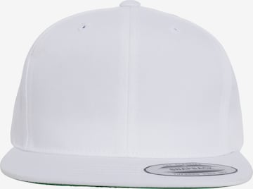 Cappello di Flexfit in bianco