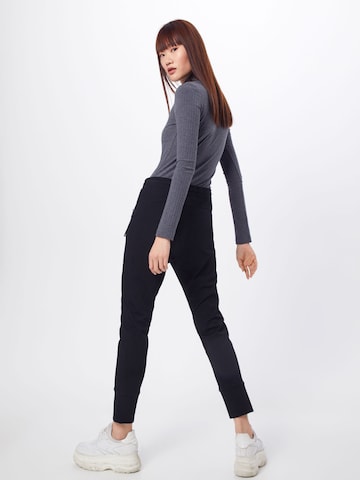 Effilé Pantalon 'Future 2.0' MAC en noir : derrière