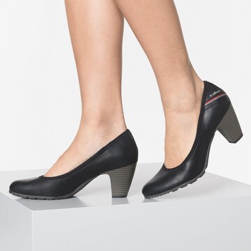 s.Oliver - Zapatos con plataforma en negro