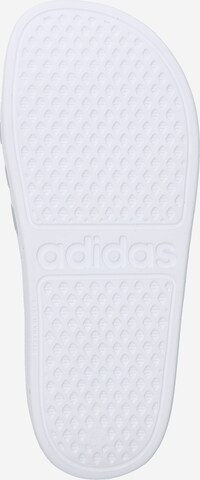 ADIDAS SPORTSWEAR Čevelj za na plažo/kopanje 'Adilette Aqua' | bela barva