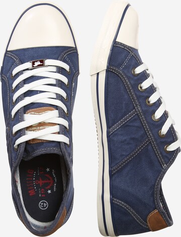 MUSTANG Sneaker in Blau