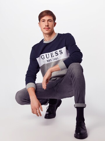 GUESS Bluzka sportowa w kolorze niebieski