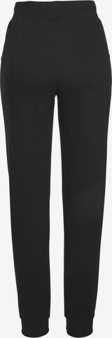 Effilé Pantalon BUFFALO en noir