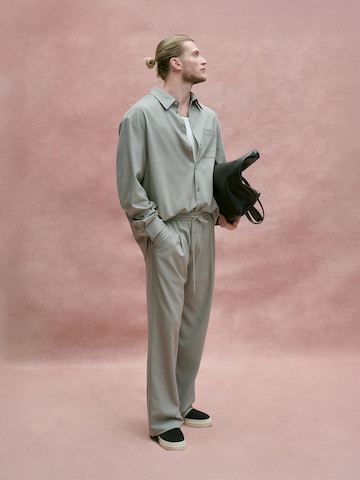 Grey Monochrome Look