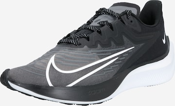 NIKE Loopschoen 'Zoom Gravity 2' in Grijs: voorkant