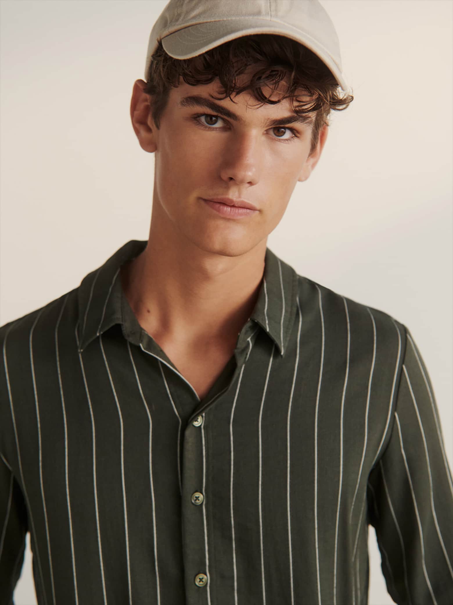 Mar y arena Guido Maria Kretschmer Hombre