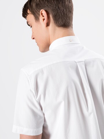 GANT Comfort fit Button Up Shirt in White