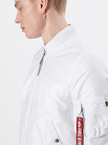 Giacca di mezza stagione 'MA-1 TT' di ALPHA INDUSTRIES in bianco