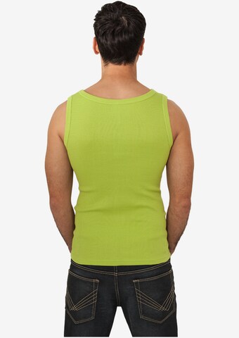 Tricou de la Urban Classics pe verde