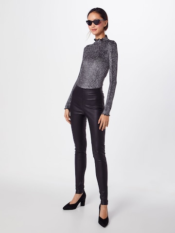 BE EDGY Skinny Hose 'Sasi' in Schwarz