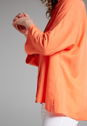 ETERNA Blouse in Oranje