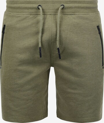 !Solid Sweatshorts 'Taras' in Grün: predná strana