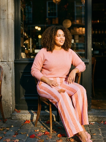 Casual Coral Haze Look