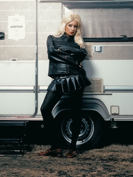 Kayla Shyx - Trendy Matching Leather Look by SHYX