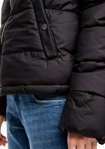 QS Χειμερινό μπουφάν σε μαύρο
