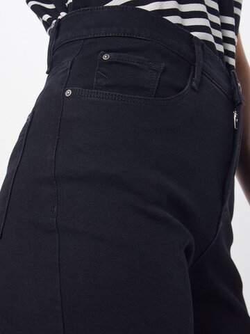 Slimfit Jeans 'Carola' de la BRAX pe negru