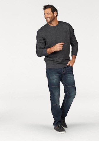 Man's World Sweatshirt in Grey