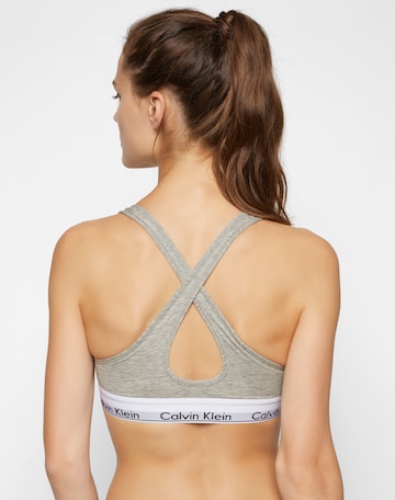 Sutien 'Lift' de la Calvin Klein Underwear pe gri: spate