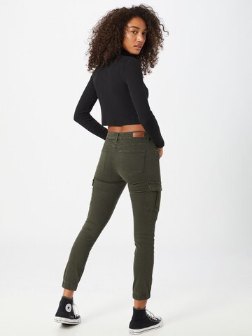 Coupe slim Pantalon cargo 'Missouri' ONLY en vert