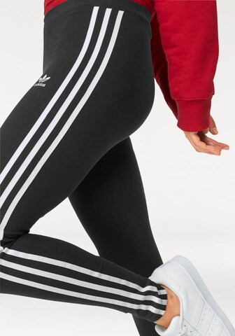 ADIDAS ORIGINALS Skinny Leggingsit värissä musta