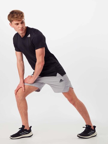 ADIDAS SPORTSWEAR Regular Sportshorts in Grau