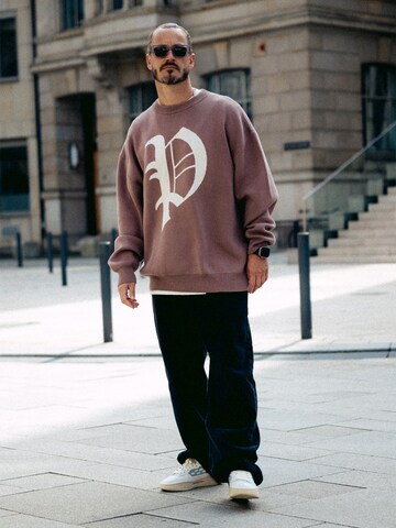 Pastel Pink & Black Streetstyle Look by Pacemaker