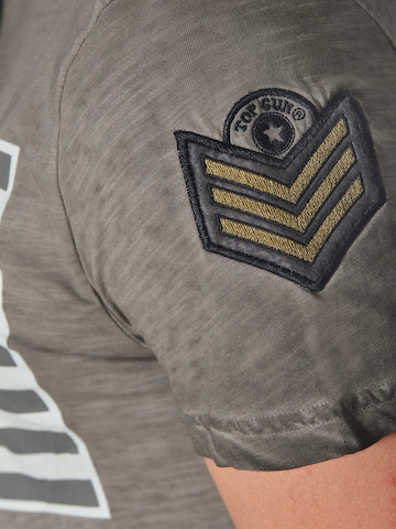 TOP GUN Shirt 'Search' in Groen