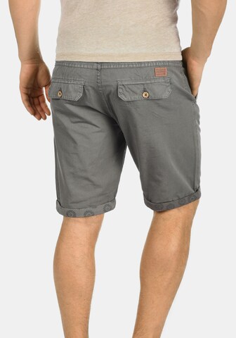 BLEND Regular Chinoshorts 'Claudio' in Grau