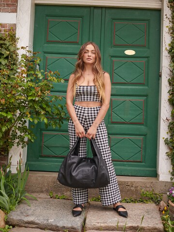 Black & White Plaid Allover Look