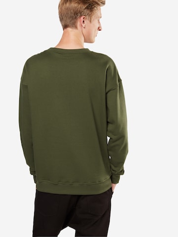 Urban Classics Sweatshirt in Groen