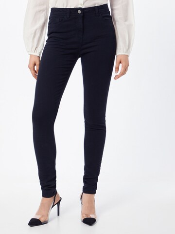 Skinny Jeans de la ESPRIT pe negru: față