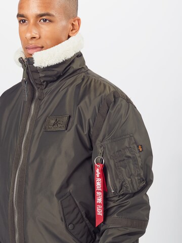 ALPHA INDUSTRIES Средняя посадка Зимняя куртка 'B15-3 TT' в Зеленый