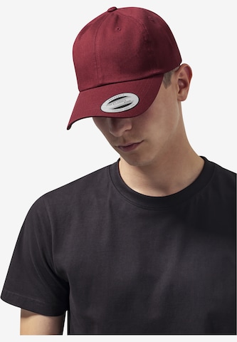 Cappello da baseball di Flexfit in rosso: frontale