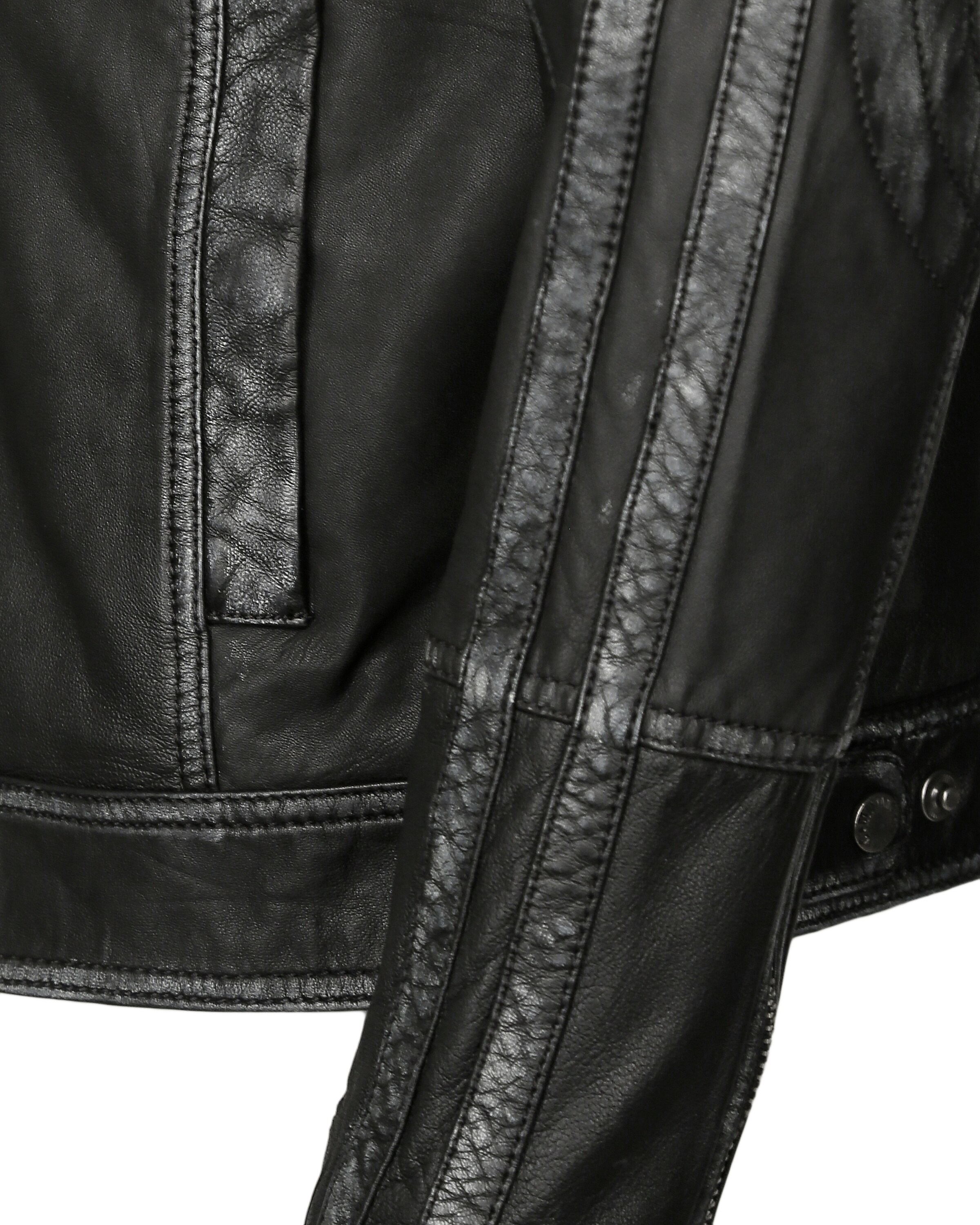 MUSTANG Between-season jacket 'Uwe' in Black