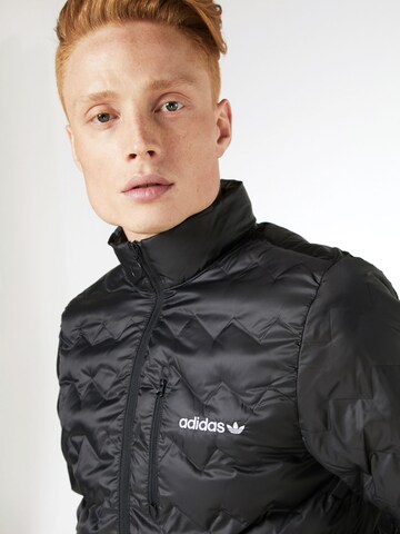 ADIDAS ORIGINALS Steppjacke in Schwarz