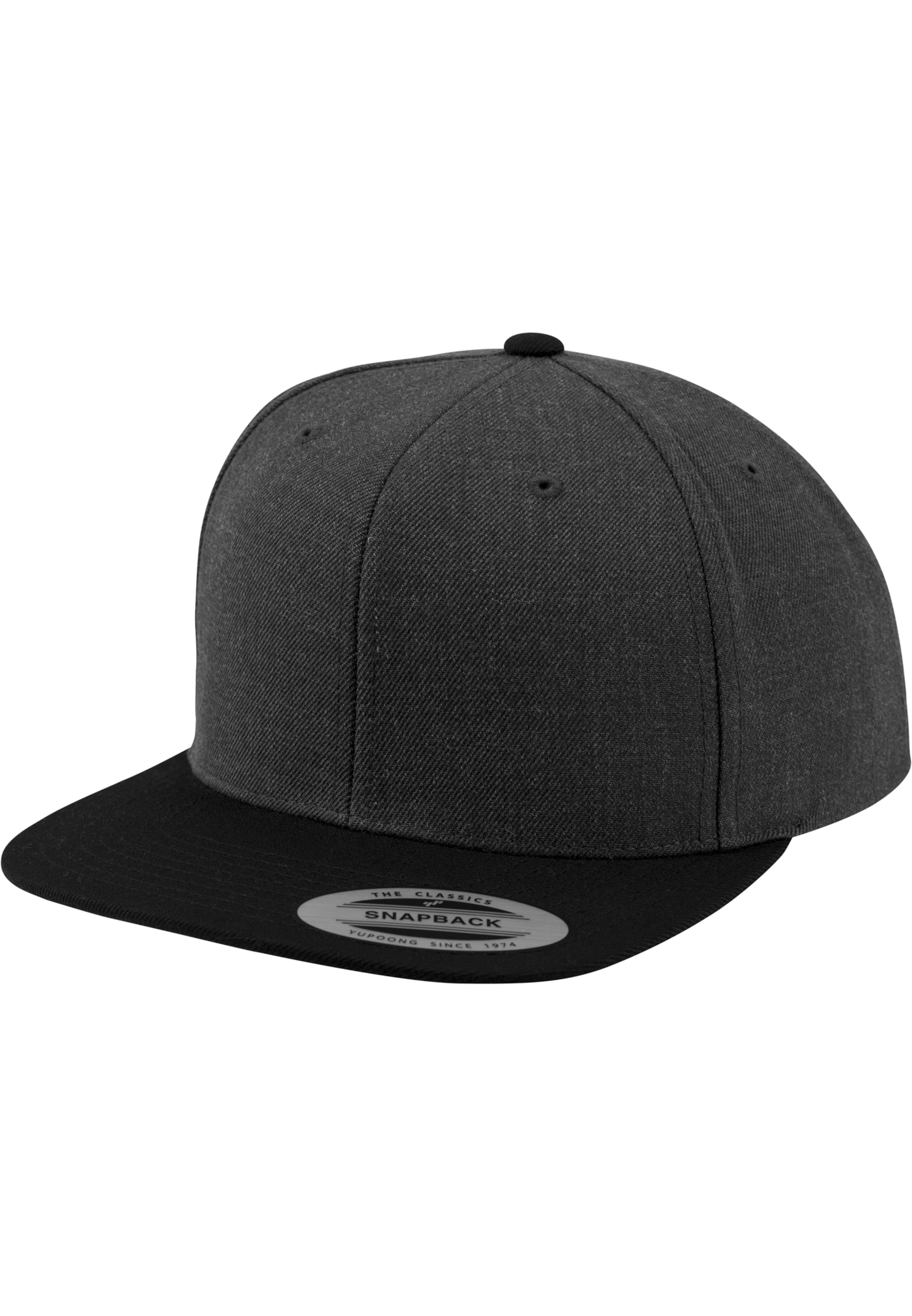 Flexfit Cap in Grau: Vorderseite