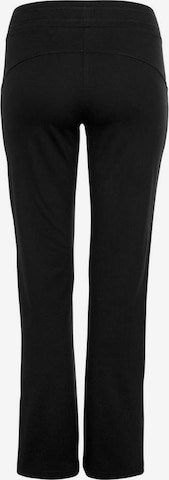 KangaROOS Regular Pants in Black