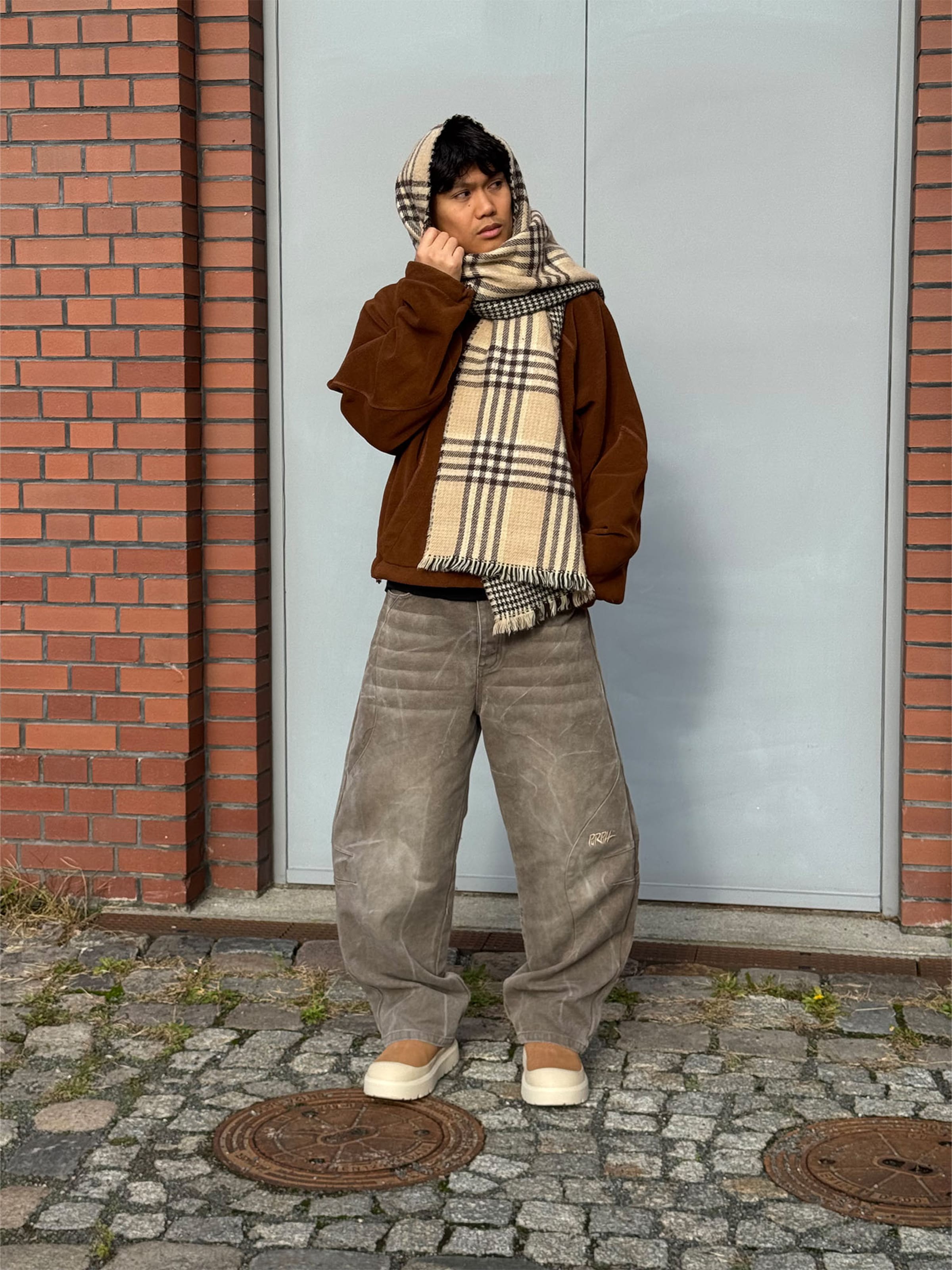 Omar - Brown Street Look by UGG
