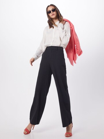 mbym Wide leg Broek 'Gennie' in Zwart