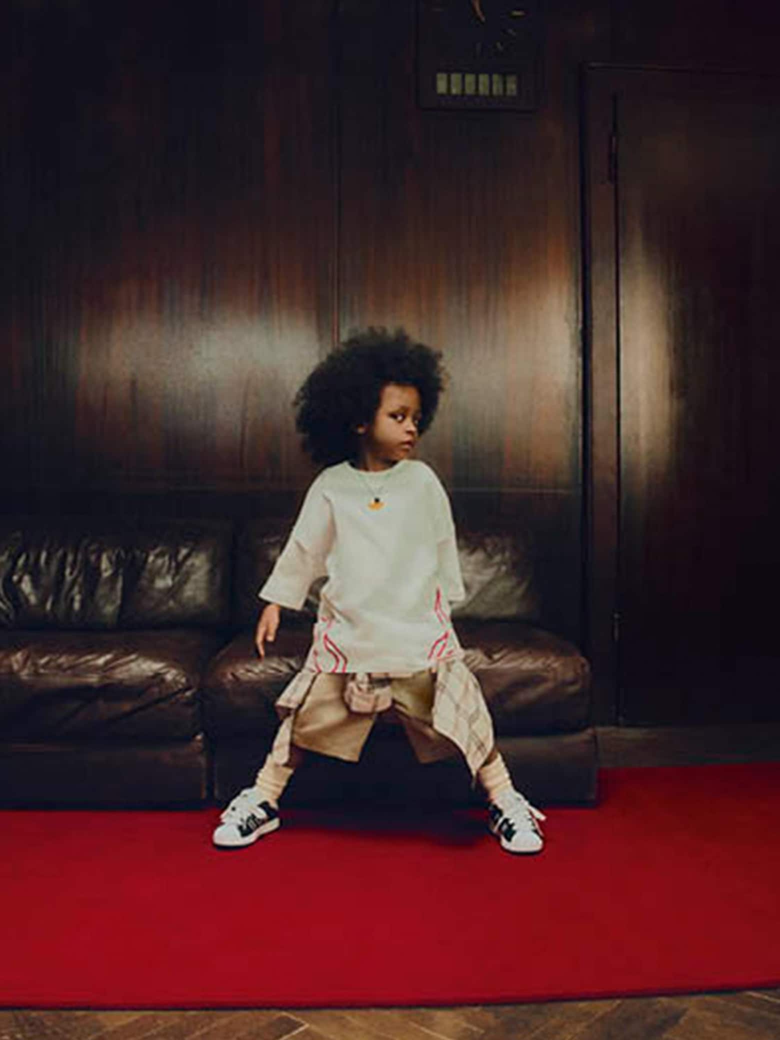 Újragondolt klasszikusok. A te stílusod. ADIDAS ORIGINALS